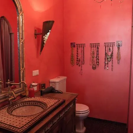 Raevala Boulevard Apartman